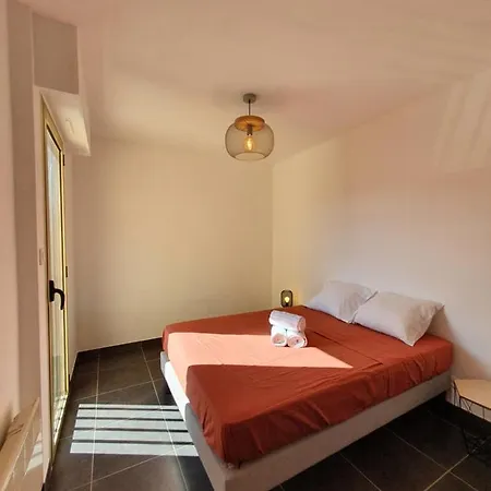 Appartement Spacieux T2 Lumineux Proche Du Centre Ajaccio (Corsica)