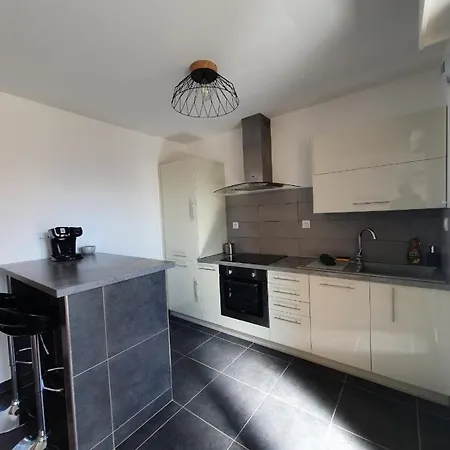 Spacieux T2 Lumineux Proche Du Centre Ajaccio (Corsica)