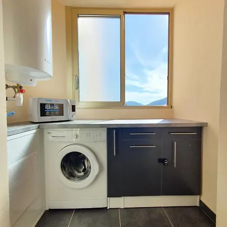 Spacieux T2 Lumineux Proche Du Centre * 阿雅克肖